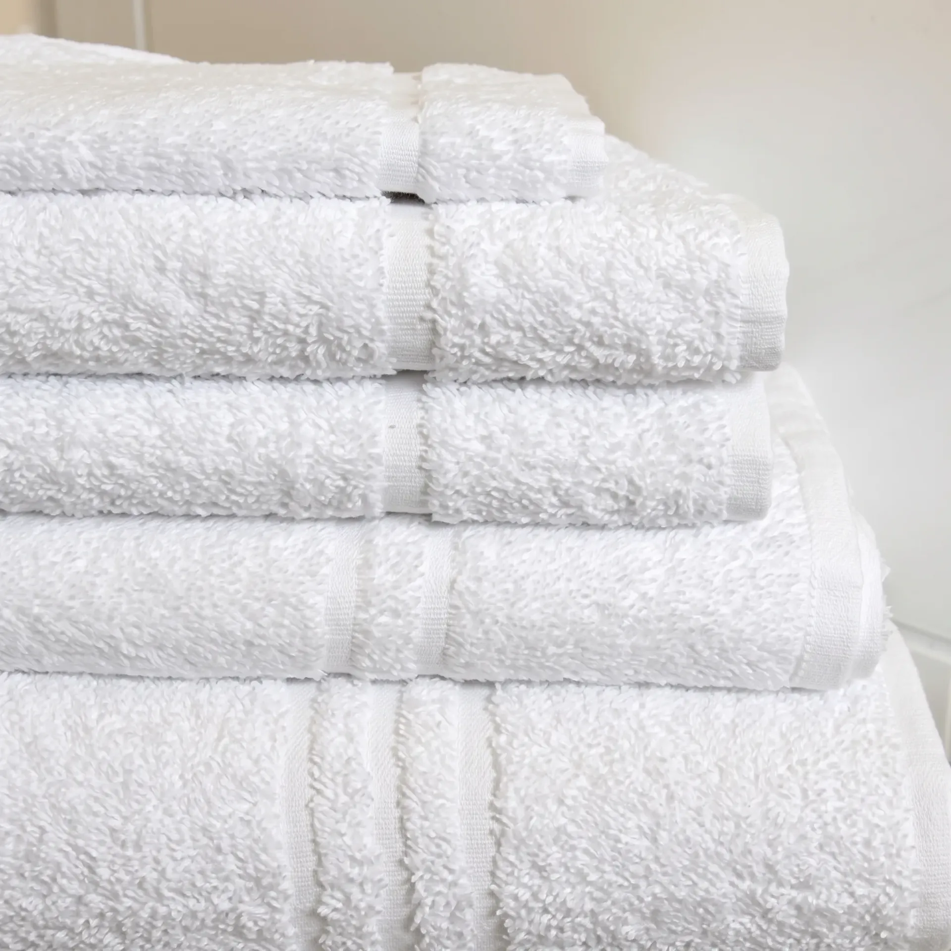 [39329926479942] 100% Cotton Budget Towels White (Bath Sheet Three Header Bars 500 gsm 90 x 150cm 35 x 59" - Pack of 3)